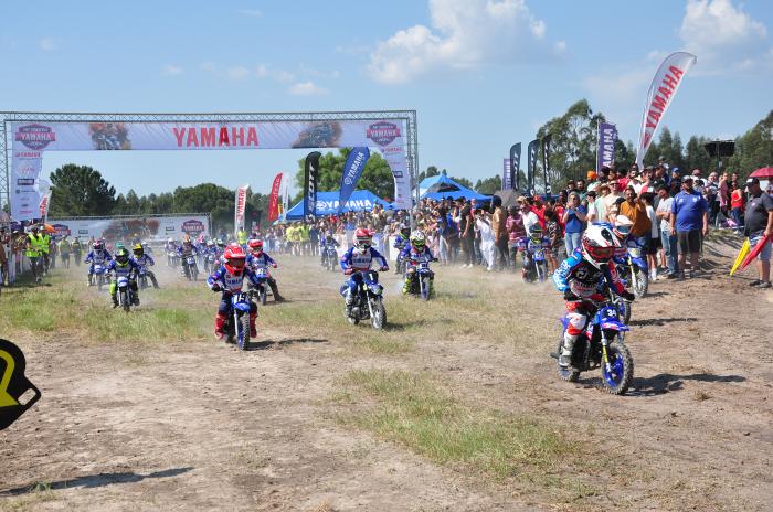 Pegões Troféu Yamaha Pegões Troféu Yamaha